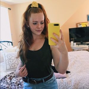 Meet your Posher, Mia